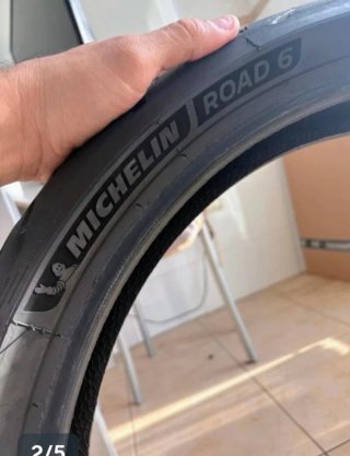 Neumático Michelin Road 6 120/70/19