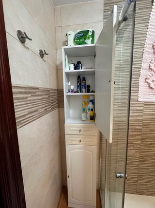 Mueble auxiliar baño blanco y beige