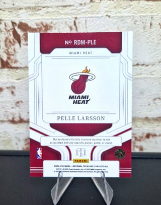 Pelle Larsson National Treasures Materials RC /99