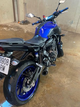 Yamaha MT-07 Naked Azul/Negro
