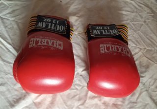 Guante Boxeo profesional CHARLIE 12 Ozas Outlaw XL