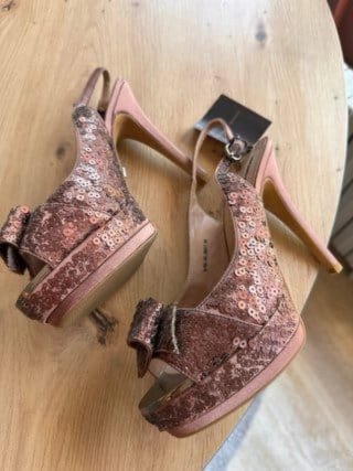 Zapatos con tacón