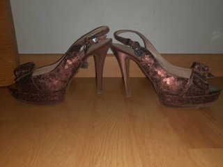 Zapatos con tacón
