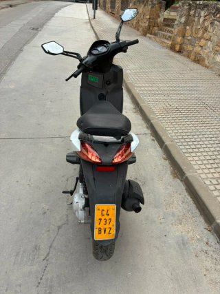 Derbi Variant 49cc Blanca