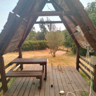 Caseta de madera para niños