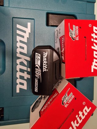 2 Baterías Makita BL1860B 18V 6.0Ah 108Wh