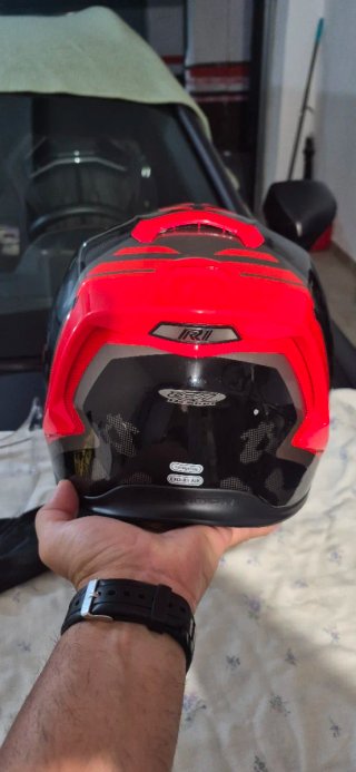 Casco Scorpion R1 Negro Rojo