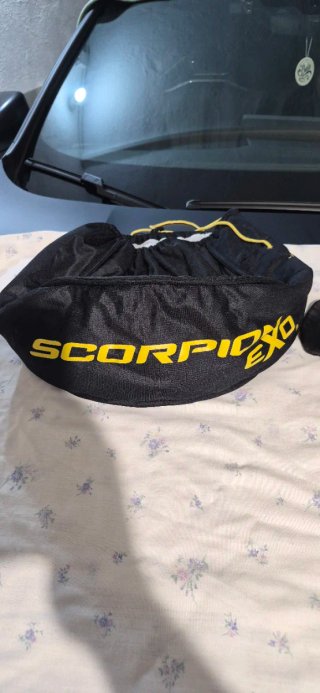 Casco Scorpion R1 Negro Rojo