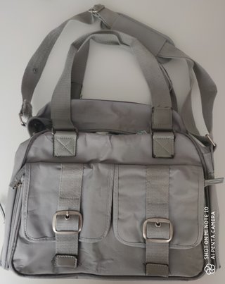Bolso cambiador gris para carrito de bebé