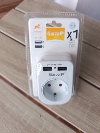 Adaptador Garza X1 con 2 USB