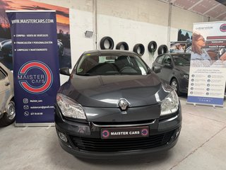 Renault Megane 2013 1.6 100CV 3 años de garantia
