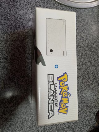 Nintendo DSi Pokémon Edición Blanca