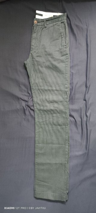 Pantalón Chino Springfield azul marino muy oscuro.