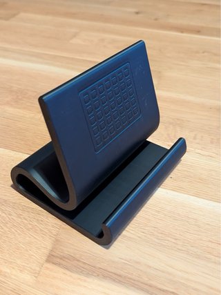 Um suporte para tablet simples e elegante para tab