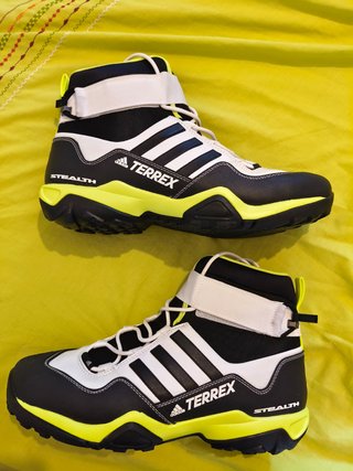Adidas Terrex Stealth Hydro Lace talla 44 – Nuevas