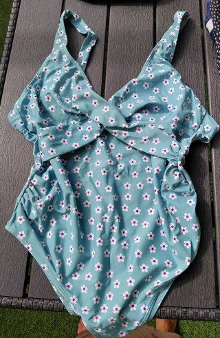 Lote 8 bañadores premamá ( talla s)