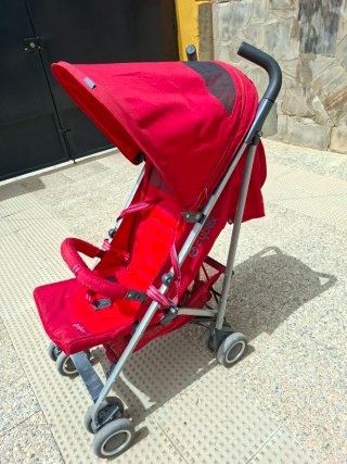 Carrito de paseo Cybex rojo
