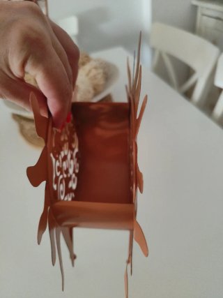 Contenitore decorativo in metallo a forma di sole