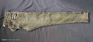 Pantalón Pull&Bear negro desgastado
