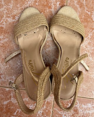 Sandalias de tacón estilo esparto beige – Talla 38