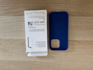 Funda Silicona iPhone 16 Pro Azul