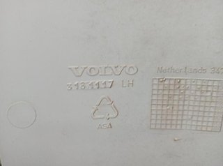 Deflector izquierdo 3181117 volvo fl xxx 112300