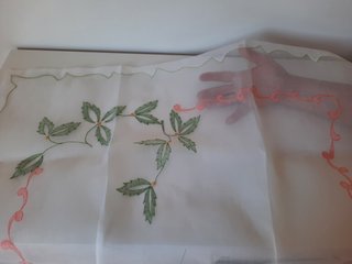 Mantelería artesana con 4 servilletas