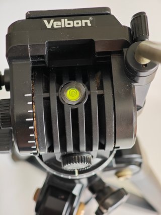 Trípode Velbon para Video con cabeza fluida