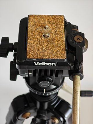 Trípode Velbon para Video con cabeza fluida