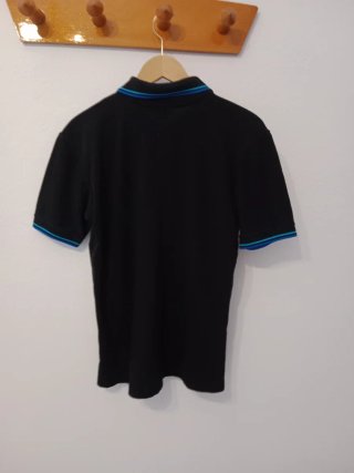 Polo Fred Perry Negro y Azul Talla M