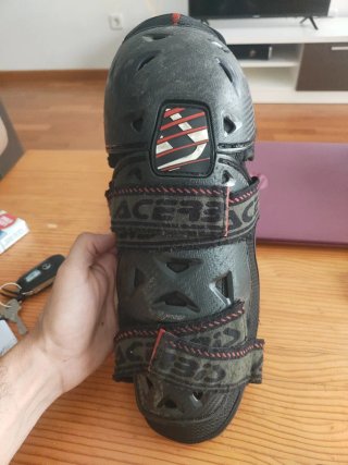 Rodilleras y espinilleras ACE