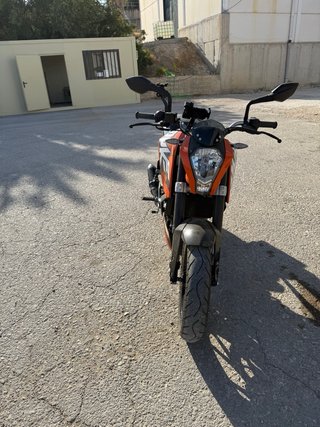 KTM Duke 125 pocos kilómetros