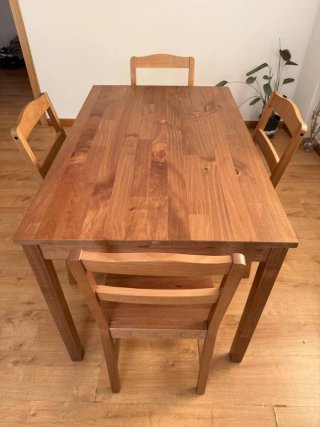 Mesa y 4 Sillas HÄGERNÄS Madera