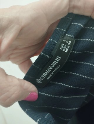 Top Negro Rayas Finas Stradivarius