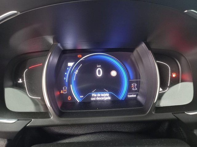 RENAULT SCÉNIC 1.5 DCI ENERGY INTENS EDC AUT
