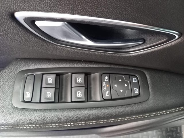 RENAULT SCÉNIC 1.5 DCI ENERGY INTENS EDC AUT