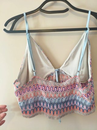 Croptop multicolor talla M