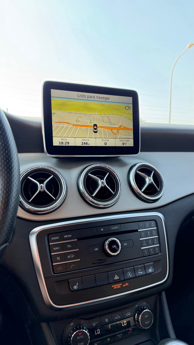 Mercedes-Benz CLA Shooting Brake 180 (X117) 2016, foto 21