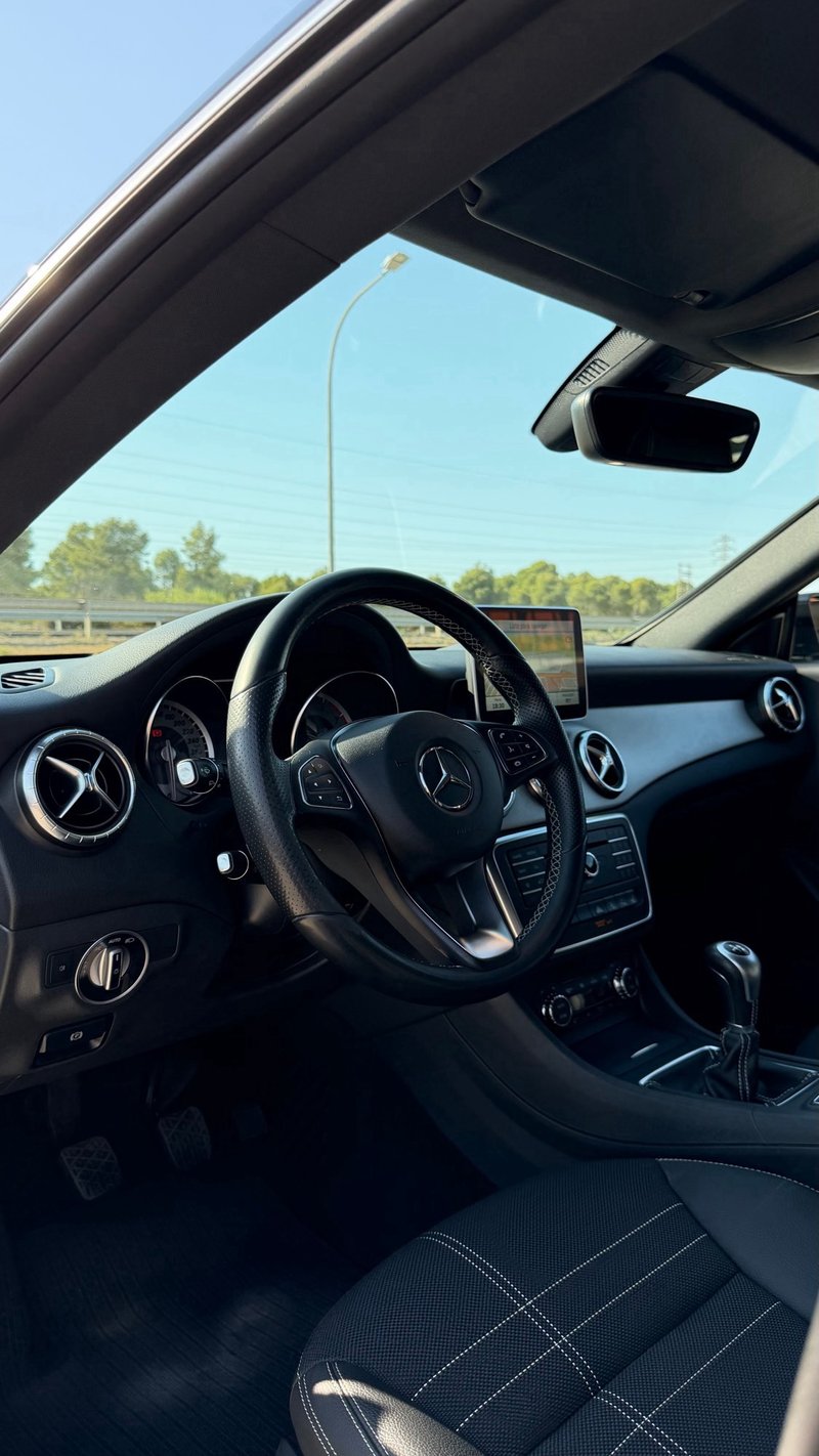 Mercedes-Benz CLA Shooting Brake 180 (X117) 2016, foto 11