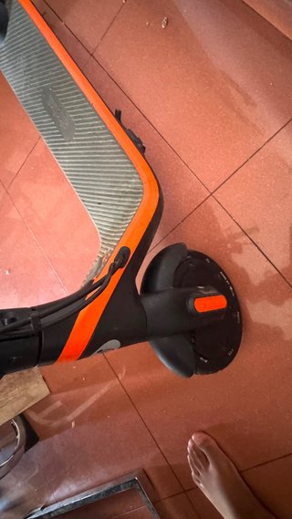 Patinete eléctrico Ninebot Naranja