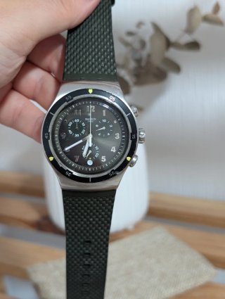 Swatch Irony Runforest YOS461 Cronógrafo