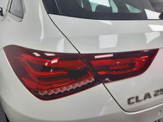MERCEDES CLASE CLA 250 e Shooting Brake