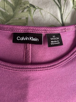 Conjunto Calvin Klein Morado