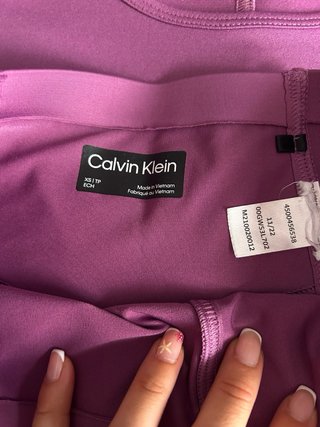 Conjunto Calvin Klein Morado