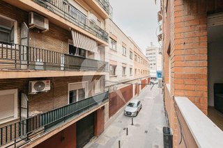 Piso en venta en El Grau en Valencia