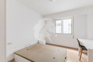 Piso en venta en El Grau en Valencia