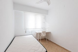 Piso en venta en El Grau en Valencia