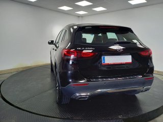 MERCEDES CLASE GLA 250 E