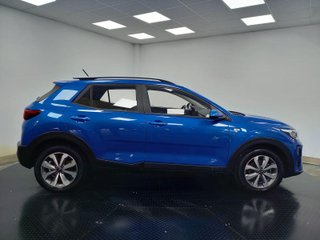 KIA STONIC 1.0 T-GDi 74kW (100CV) MHEV iMT Concept