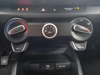 KIA STONIC 1.0 T-GDi 74kW (100CV) MHEV iMT Concept